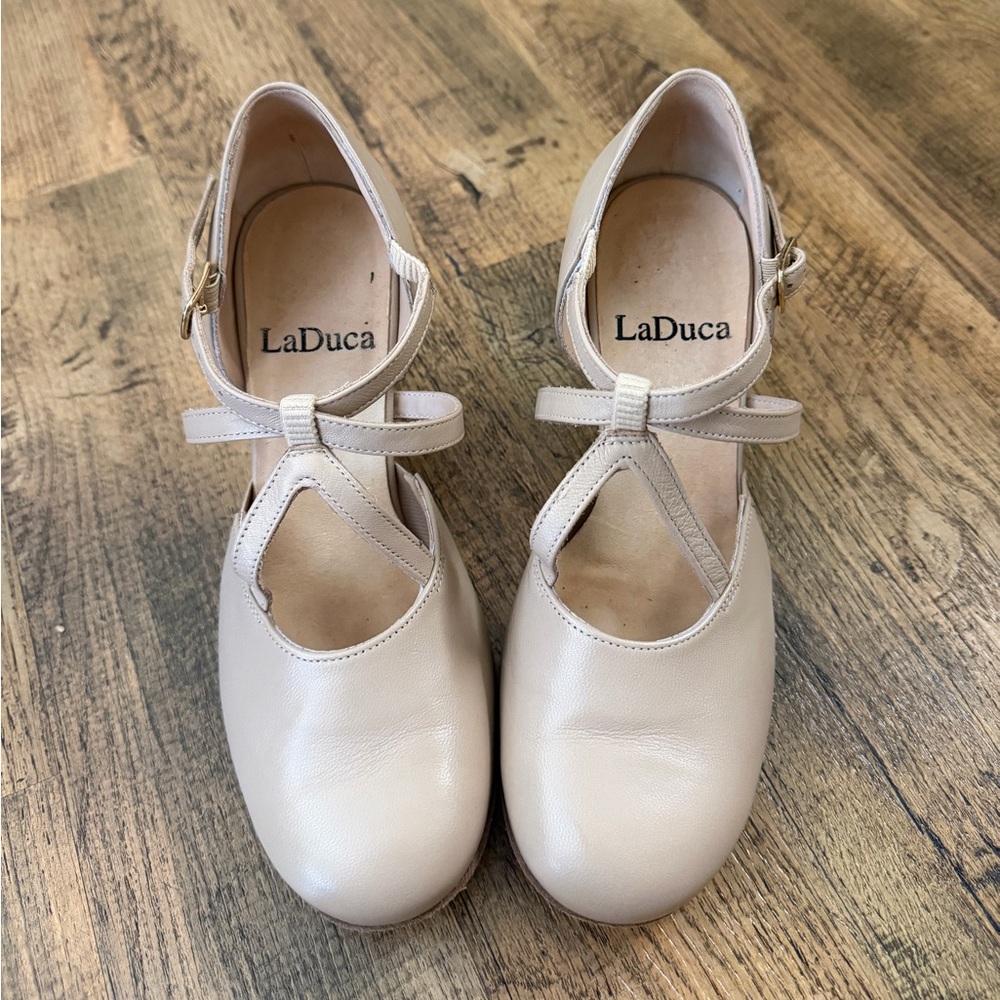 LaDuca Women's Tan Heels